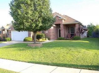 2304 Benwick Dr, Corinth, TX 76210