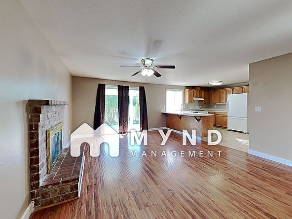 5th image of 15909 NE 74th St