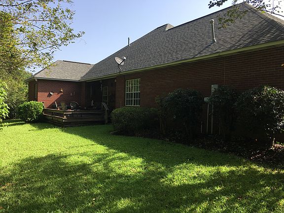 4th image of 82 Sandalwood Trl NE