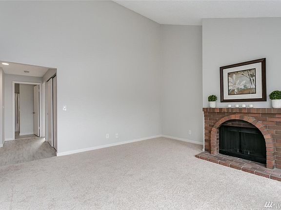 4th image of 12514 NE 142nd Ln APT D303