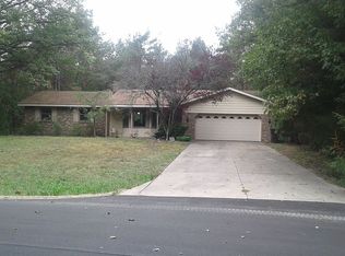 4321 Estate Dr, Holland, MI 49424