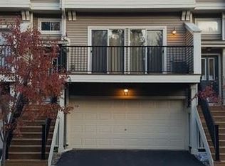 2429 121st Cir NE UNIT B, Blaine, MN 55449