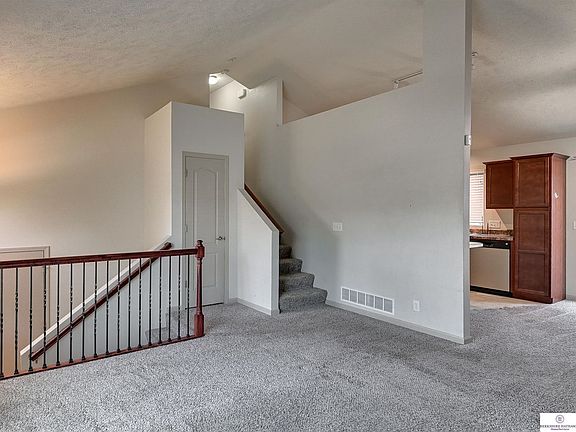 4th image of 17107 Camden Cir
