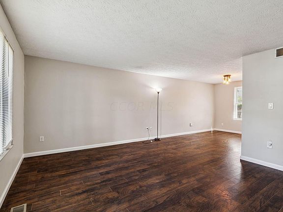 4th image of 6800 Centennial Dr