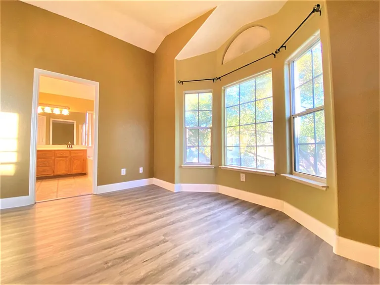 8013 Coral Point Ave — Photo 36