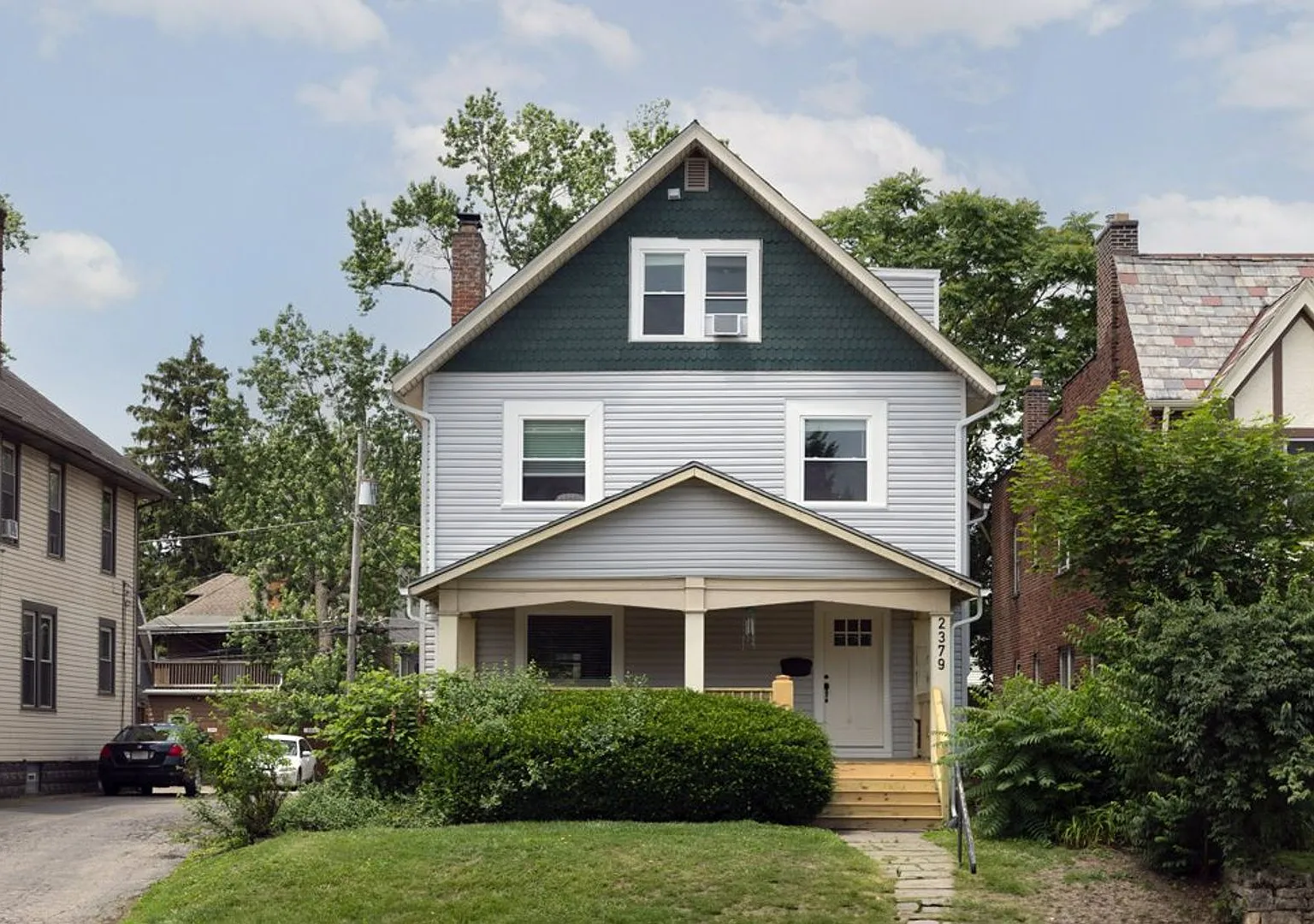 North Campus OSU Renovated Single Family House! — Photo 3