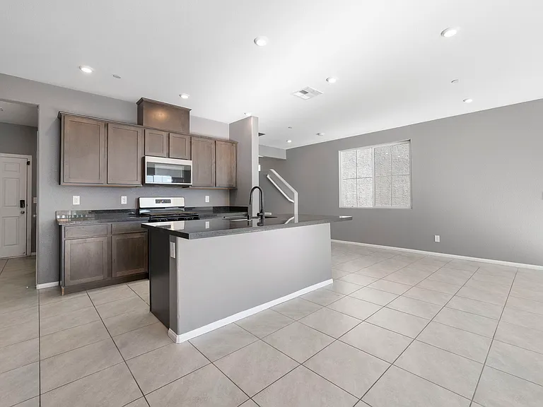 10949 Oregano Ave — Photo 15