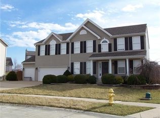 56 Bear Claw Ct, Wentzville, MO 63385
