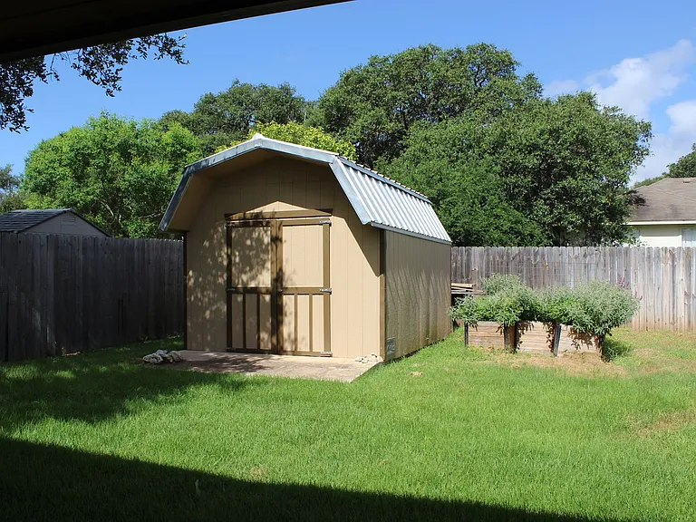 3 Honeysuckle Ln — Photo 10