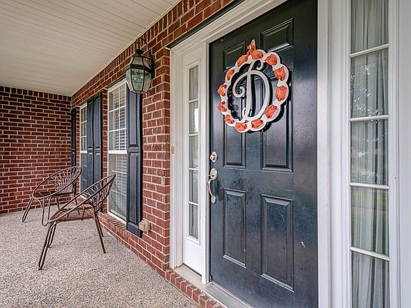 2nd image of 2724 Water Ln