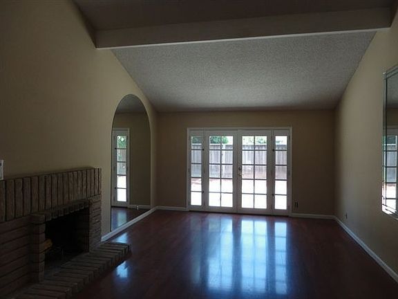 2nd image of 1148 Pusateri Way