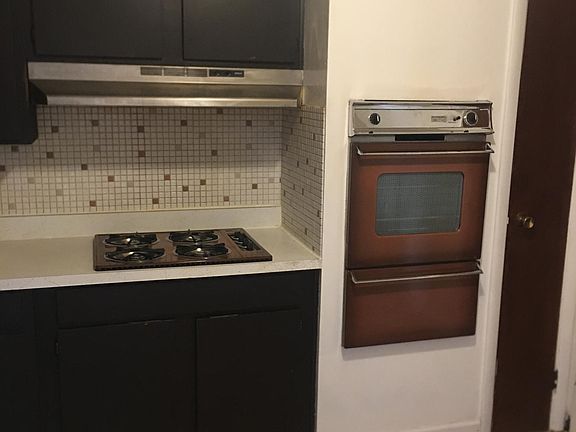 3rd image of 8816 N Western Ave #1E