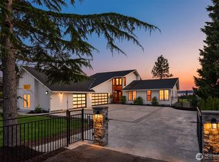 18505 Normandy Ter SW, Normandy Park, WA 98166