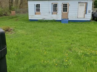 1560 Highland Ave, Benton Harbor, MI 49022
