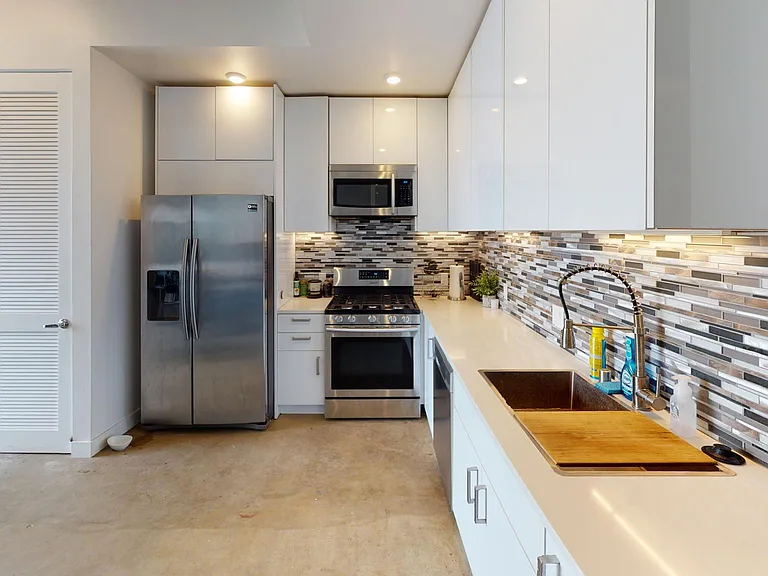 Apt 15 & 16 | The Renzo | Studio