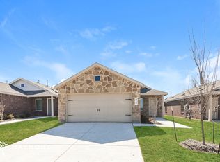 812 Dressage Ln, Aubrey, TX 76227