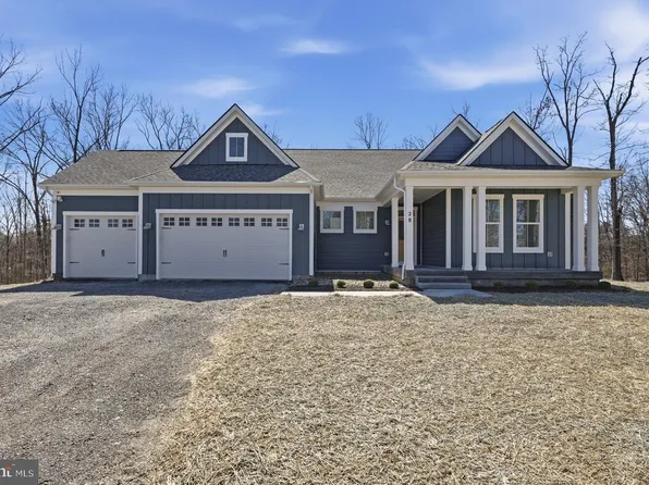 28 Oak Hill Ct, Stephens City, VA 22655