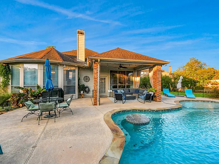 26407 Bright Sky Ct — Photo 41