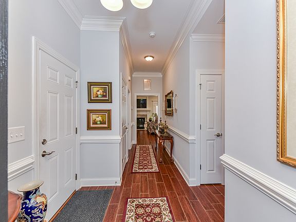 4th image of 110 Haley Reanna Ct
