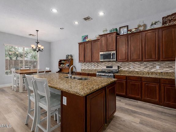 2nd image of 3935 E SIERRA MADRE Avenue
