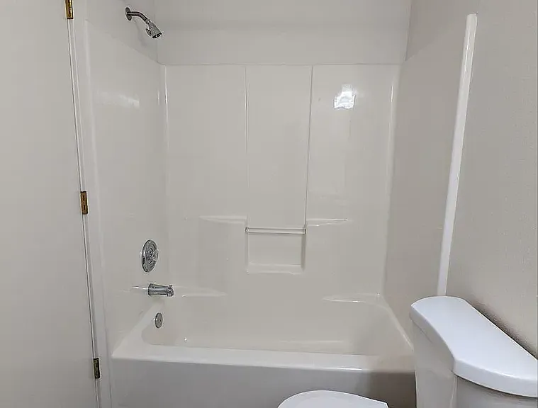 5210 Grove St #A — Photo 17