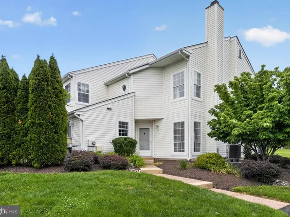 38 Banbury Ct #2208A, Southampton, PA 18966