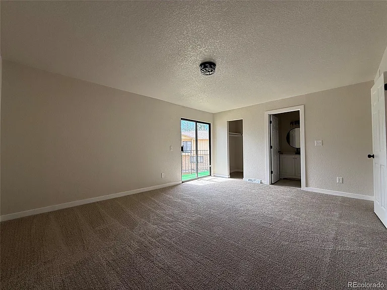 243 Vance St — Photo 22