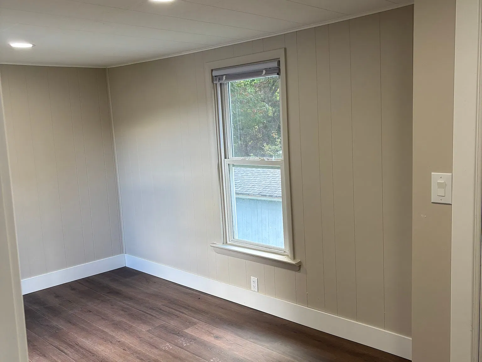 Newley renovated. Great location next to PSU campus — Photo 1