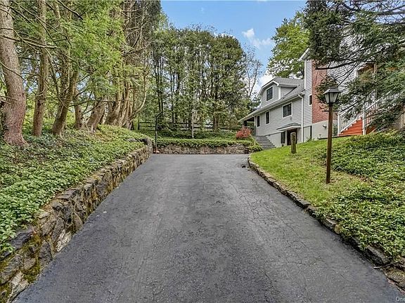 5th image of 35 Truesdale Dr