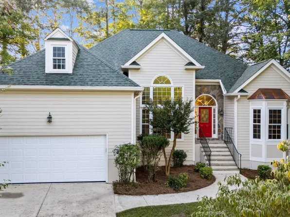 316 Camden Branch Dr, Cary, NC 27518