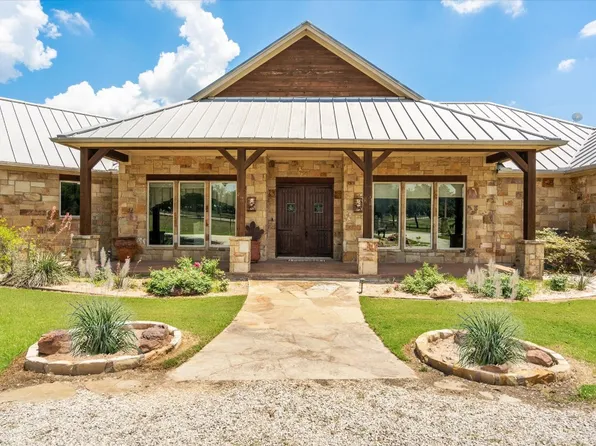 333 Silver Spur Dr, Weatherford, TX 76087