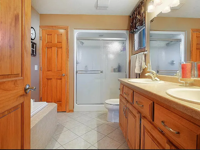 4932 N Waterford Dr — Photo 7