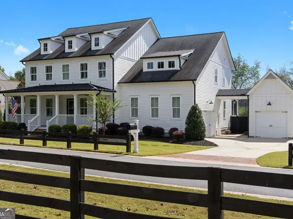 755 Hembree Rd, Roswell, GA 30076