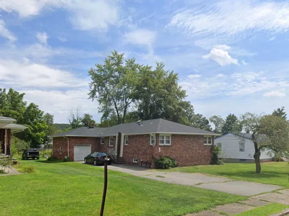 9 Belvedere Ave, Wanaque, NJ 07465