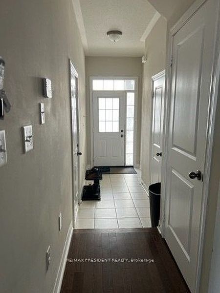 Brampton Townhouse for rent - 3 Bedrooms — photo 12