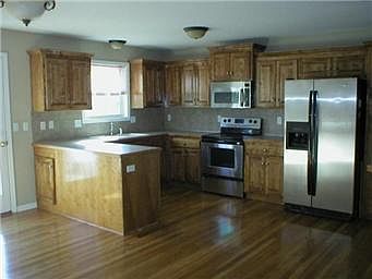 3rd image of 1303 N 4th St E