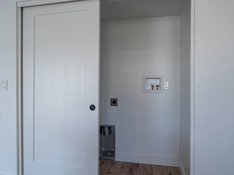 3909 S Mill Ave — Photo 35