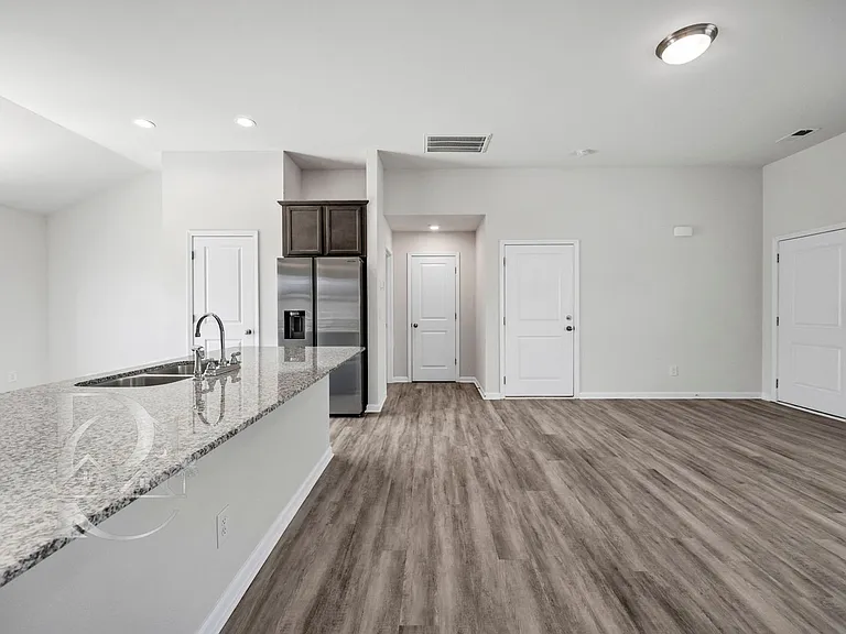 235 Drayton Hall Dr — Photo 6