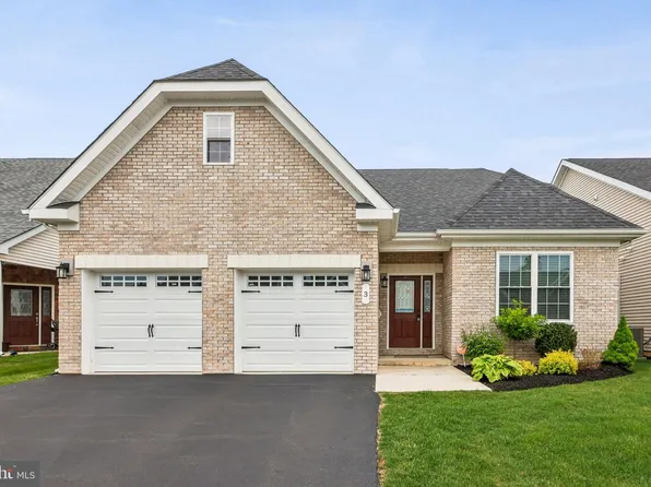 3 Samarpan Ct, Robbinsville, NJ 08520