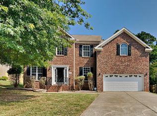 105 Ambergate Dr, Youngsville, NC 27596