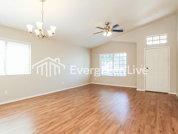 5th image of 11148 W Campbell Ave