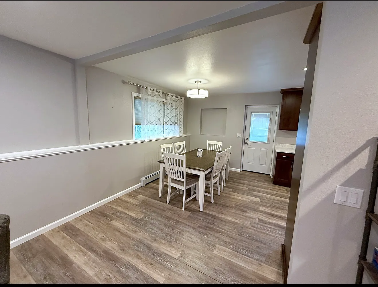 2 bed, 1000 sqft, $2,250 — Photo 4