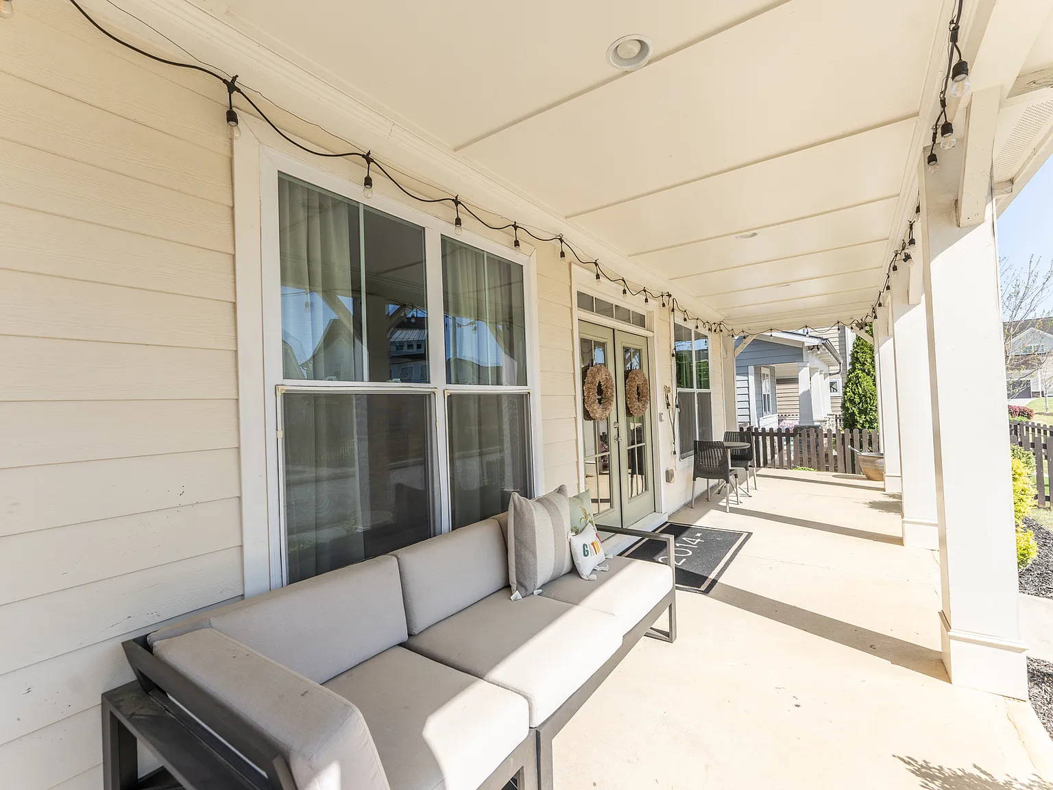 4 bed, 3.5 bath, 2450 sqft, $3,750 — Photo 3