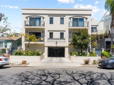 11855 Laurelwood Dr APT 1, Studio City, CA, 91604