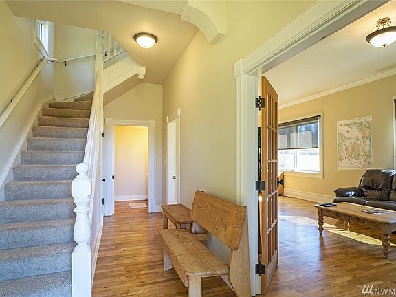 2nd image of 28 Milagra Ln