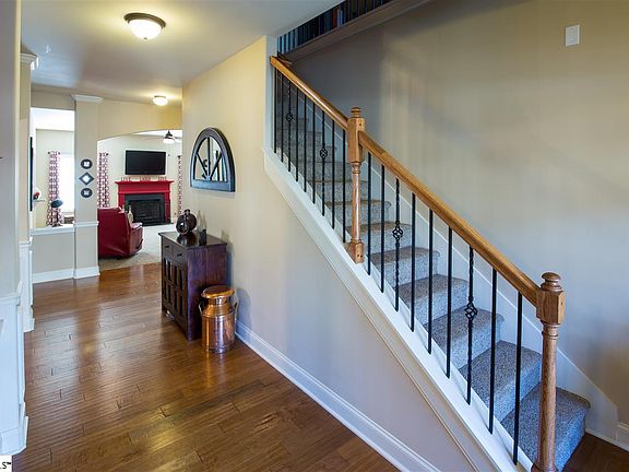 4th image of 264 Meadow Blossom Way