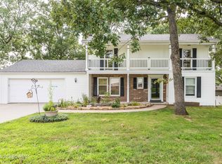 2120 Tanner Bridge Rd, Jefferson City, MO 65101