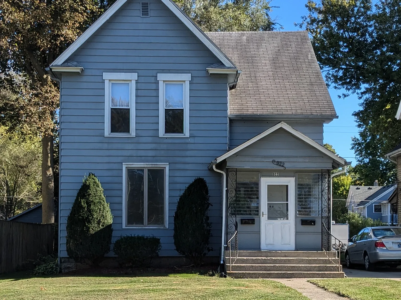 2 bed, 1000 sqft, $1,050 — Photo 1