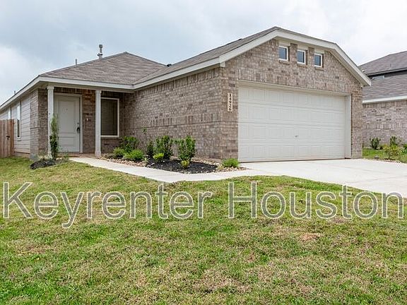 2nd image of 14926 N Ascot Bend Cir