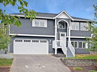 8005 262nd St NW, Stanwood, WA 98292
